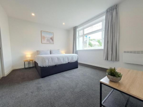 Tainui Charm - Fully Renovated, 3 Bedrooms